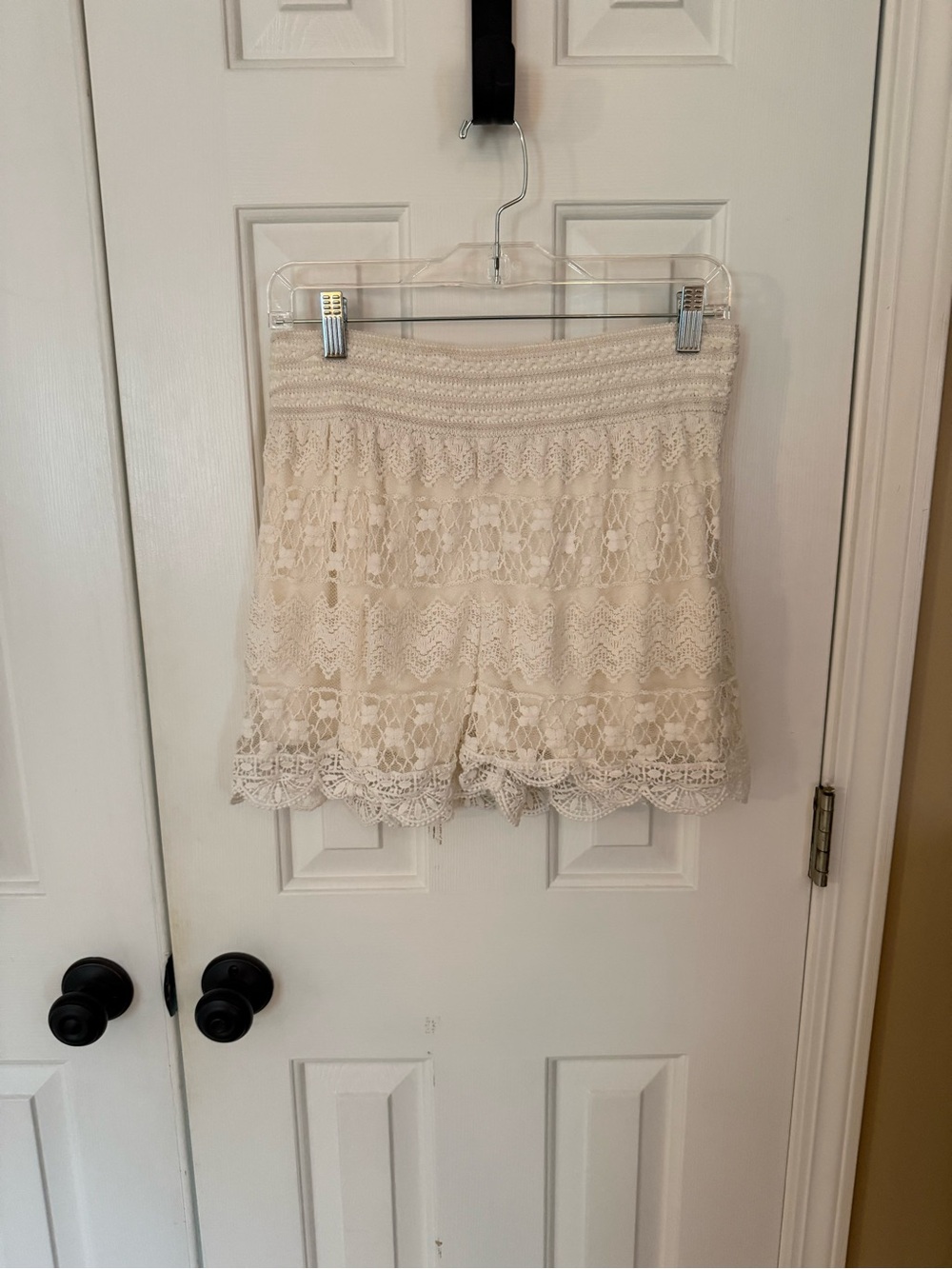 Lace Crochet High-Waist Women's Shorts - Cream NWOT